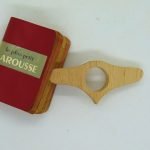 bague-de-lecture-plat-bois-presentation